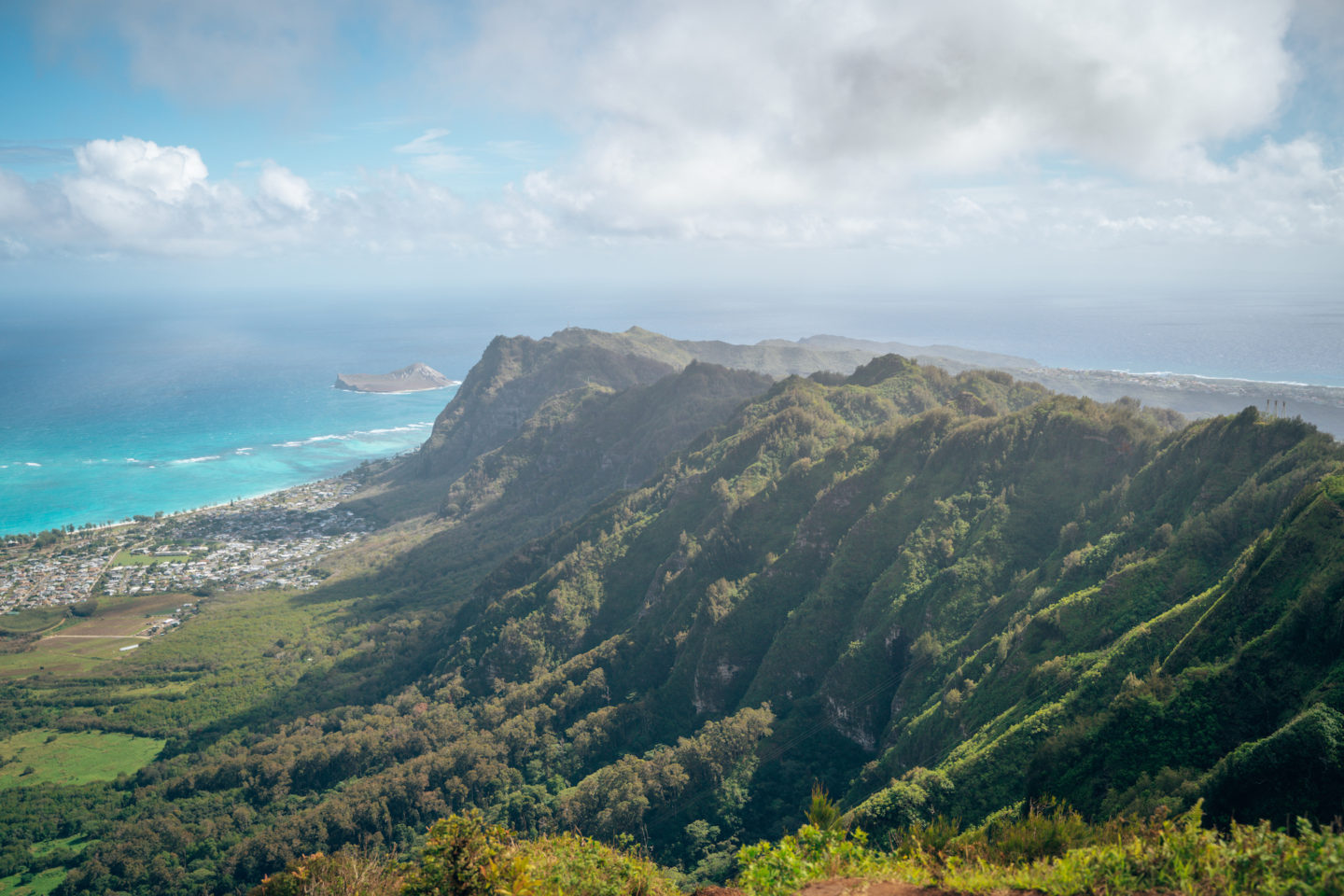 View of Waimanalo Bay from Kuli'ou'ou Ridge - Kailua, Oahu Hawai'i