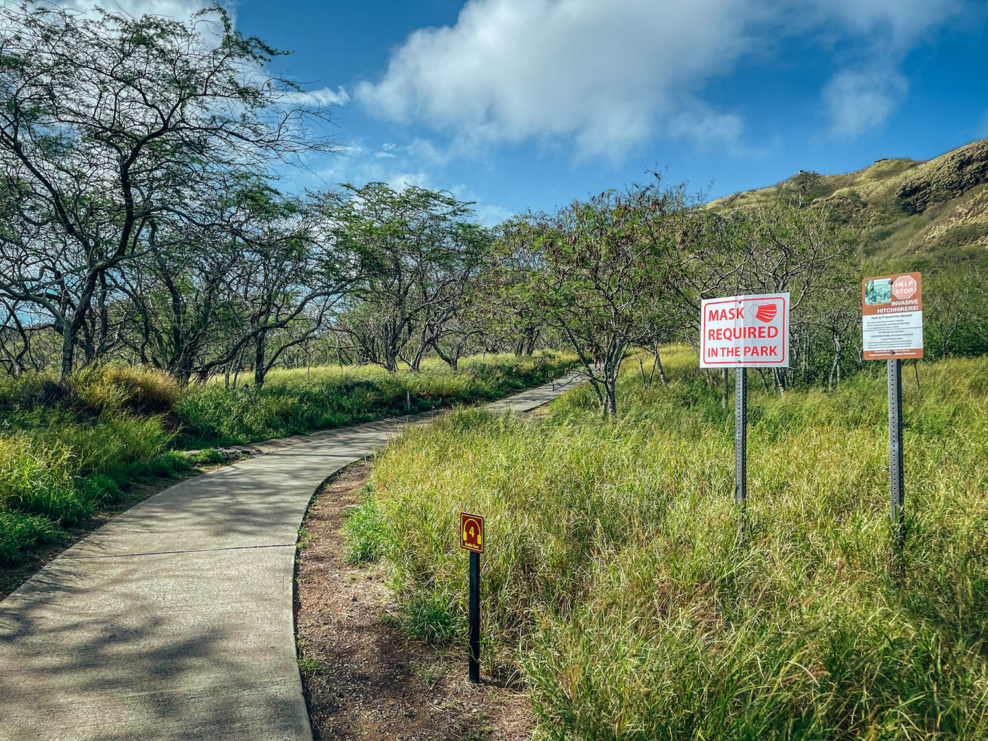 Diamond Head Crater Trailhead - Waikiki, Oahu Hawai'i