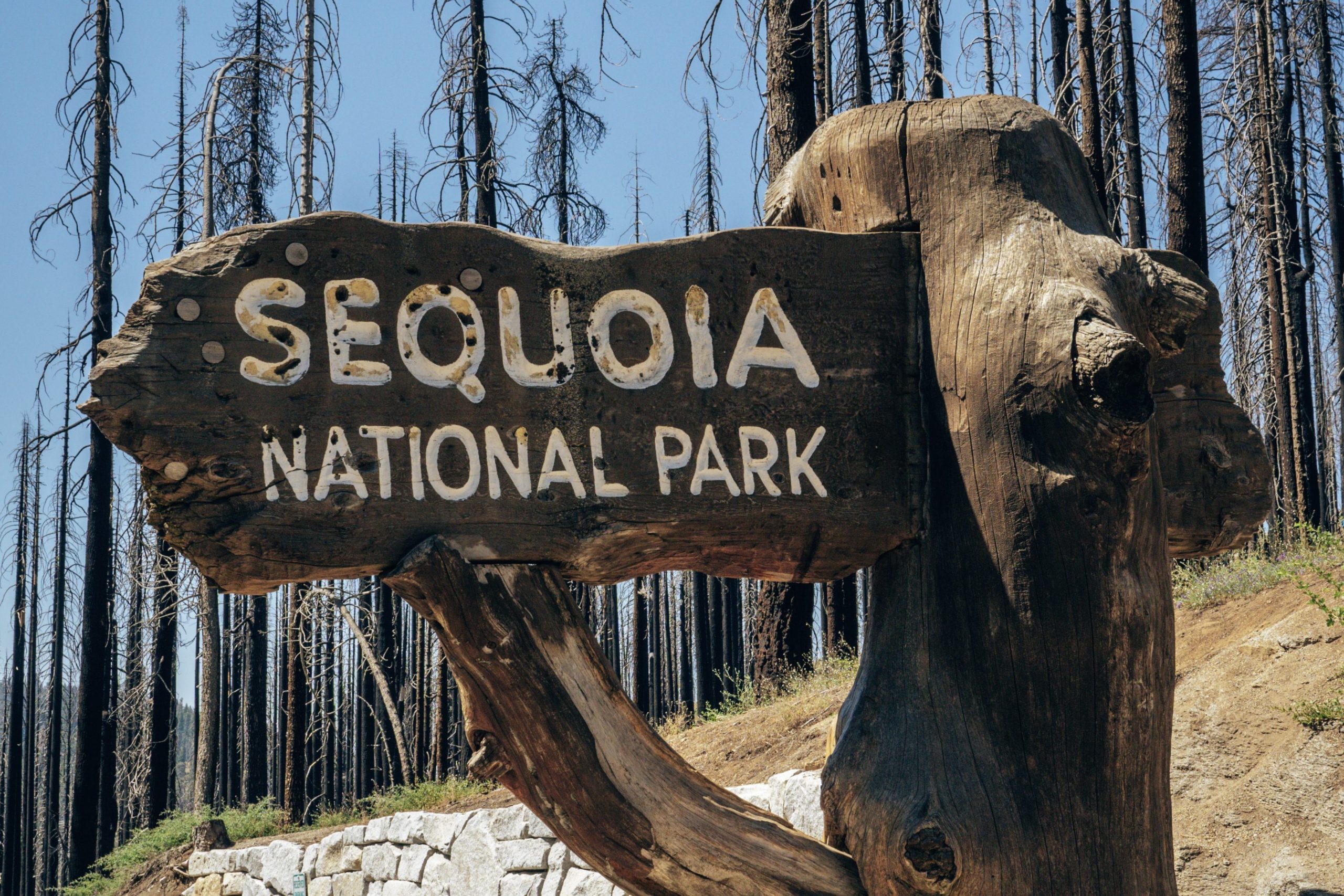 Sequoia National Park entrance sign