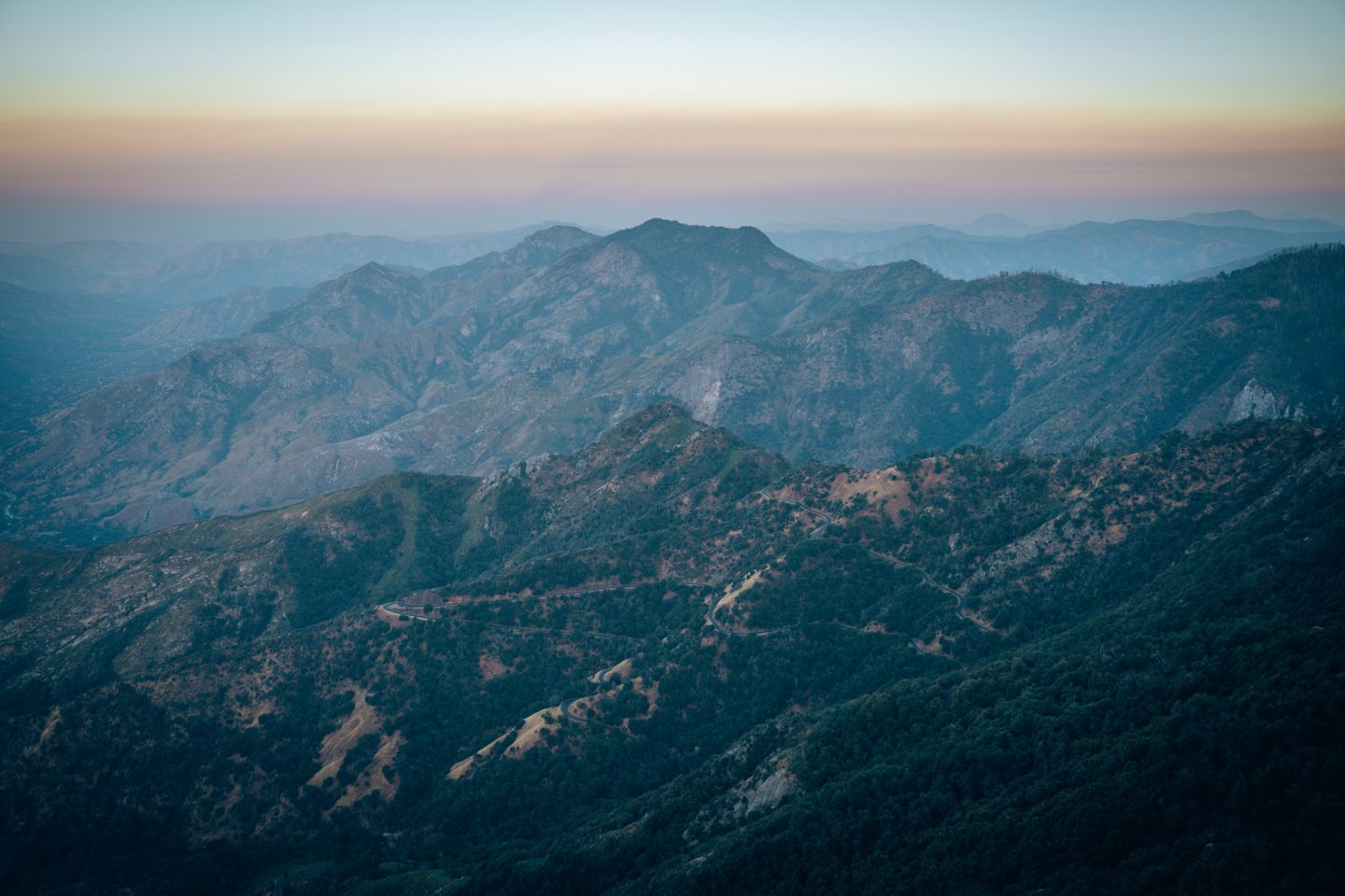 Sunrise view from Moro Rock in Sequoia National Park