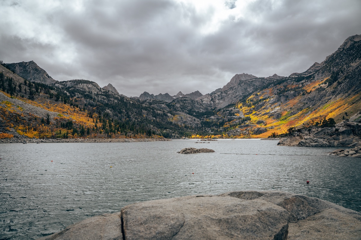 Fall foliage at Lake Sabrina